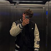 Artur13 - mężczyzna, 22 lat, Warszawa