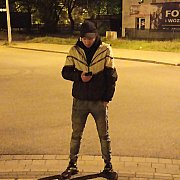 Damian24456 - mężczyzna, 20 lat, Legnica