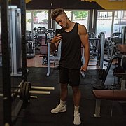 Poszukiwaczz1997 - mężczyzna, 28 lat, Warszawa