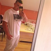 Domin2223 - mężczyzna, 21 lat, Koło