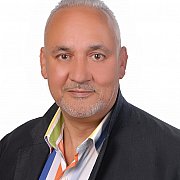 Sino9641 - чоловік, 61 років, Ann Arbor