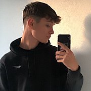Damianvx - mężczyzna, 19 lat, Warszawa