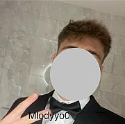 Mlodyyo0 - mężczyzna, 20 lat, Warszawa