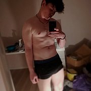 Mateooo444 - mężczyzna, 21 lat, Białystok