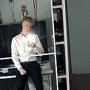 Mlodzikkk - mężczyzna, 22 lat, Poznań