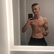 Qwuj - mężczyzna, 21 lat, Katowice