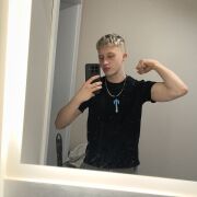 Qwuj - mann, 22 Jahre, Katowice