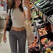 ZuziaPi - жінка, 23 років, Warszawa