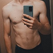 Twojbolec6915 - mężczyzna, 24 lat, Lwówek