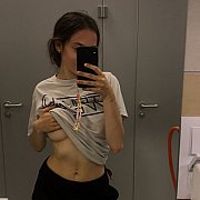 Bbygirl69 - жінка, 24 років, Warszawa