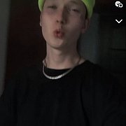 Igor123ck - mężczyzna, 21 lat, Opole