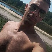 Marek790 - mężczyzna, 34 lat, Legionowo