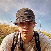 Bartoszx98 - mężczyzna, 27 lat, Brzeg