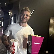 Niko1916 - mężczyzna, 33 lat, Warszawa