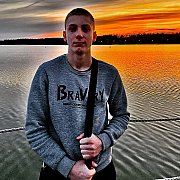 Denchik - mężczyzna, 22 lat, Tychy