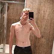 ZbZiomek23 - mężczyzna, 24 lat, Bydgoszcz