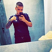 AdrianJ - mężczyzna, 25 lat, Katowice