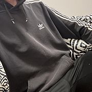 Jhhddf - чоловік, 27 років, Katowice