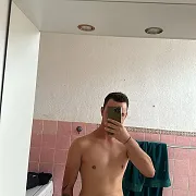 Seboool04 - mann, 22 Jahre, Geldern