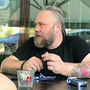 Vladimir - мужчина, 43 лет, Алматы