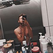 Sehot211 - mężczyzna, 25 lat, Rzeszów