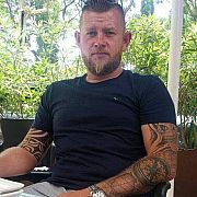 Jakub45 - mężczyzna, 46 lat, Cheltenham