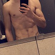 Matixxx21 - mężczyzna, 22 lat, Poznań