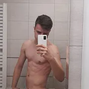 Dejvis37