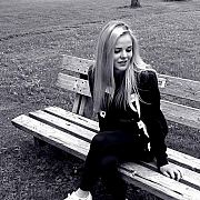 HotJulciaa - kobieta, 19 lat, Warszawa