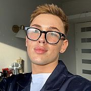 Funzaahaajs - mężczyzna, 22 lat, Warszawa