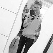 Mojzyk500 - чоловік, 22 років, Lewin Brzeski