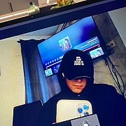 Madison88 - mężczyzna, 23 lat, Warszawa