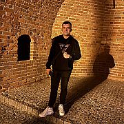 Michasuwu - mężczyzna, 26 lat, Warszawa