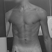 Fabian20 - mężczyzna, 21 lat, Czerniejewo