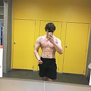 Mlodzi331 - mężczyzna, 19 lat, Wrocław