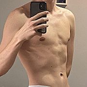 36Adrian36 - mężczyzna, 22 lat, Poznań