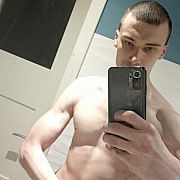 Adek2002 - mężczyzna, 23 lat, Łódź