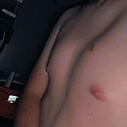 Mlodzikkkkk - mężczyzna, 21 lat, Katowice