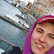 Cherry235 - mężczyzna, 28 lat, Poznań