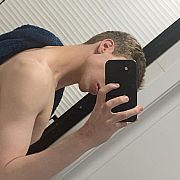 Miki005 - mężczyzna, 20 lat, Warszawa