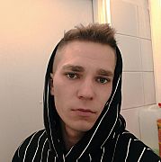 Przemkoo02 - mężczyzna, 22 lat, Łódź