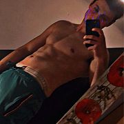 Szymisvk0 - muž, 21 let, Tomaszów Mazowiecki