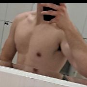 Michael10101 - mężczyzna, 21 lat, Toruń