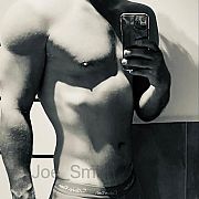 JoeSmith - mężczyzna, 26 lat, Poznań