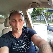 Dado11 - мужчина, 35 лет, Vienna