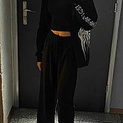 EatMYThongX - женщина, 19 лет, Warszawa