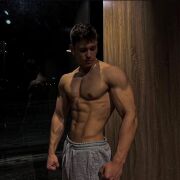 MlodyKrakow17 - mężczyzna, 21 lat, Kraków