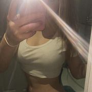 Oliwiaaa909 - жінка, 19 років, Kraków