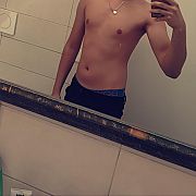 77Adrian88 - mężczyzna, 24 lat, Wrocław