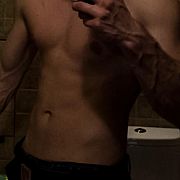 19Hej - mężczyzna, 21 lat, Kraków